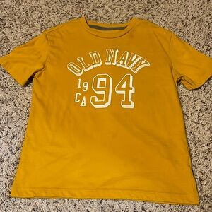 3/$10 Boys Old Navy White Graphic Design Short Sleeve Shirt Sz M Mustard Yellow